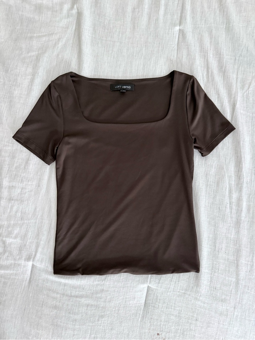 Like new LOFT Versa Square neck tshirt medium